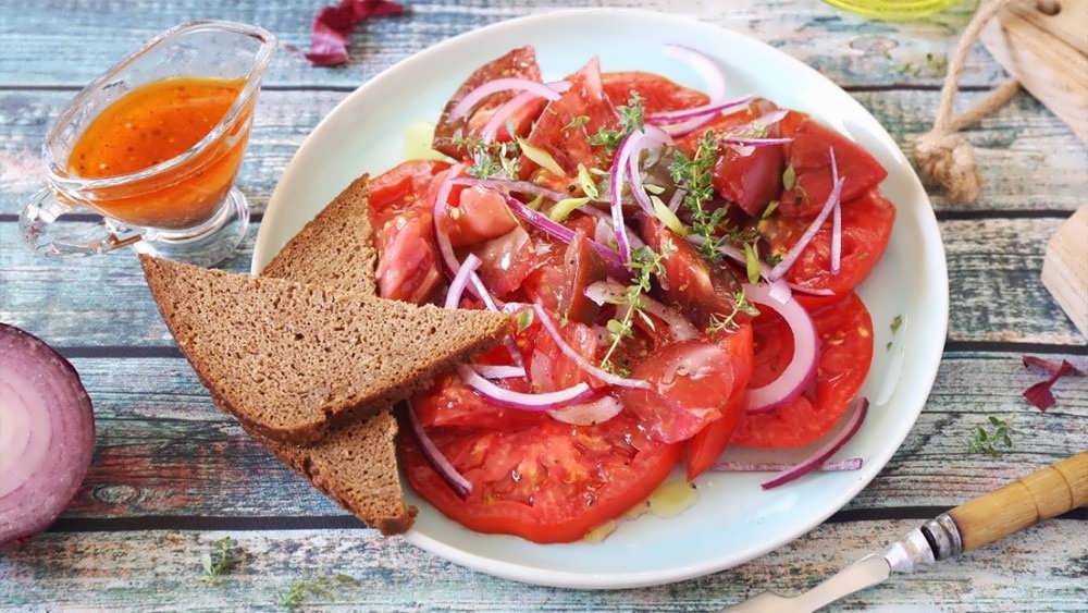 سالاد گوجه فرنگی