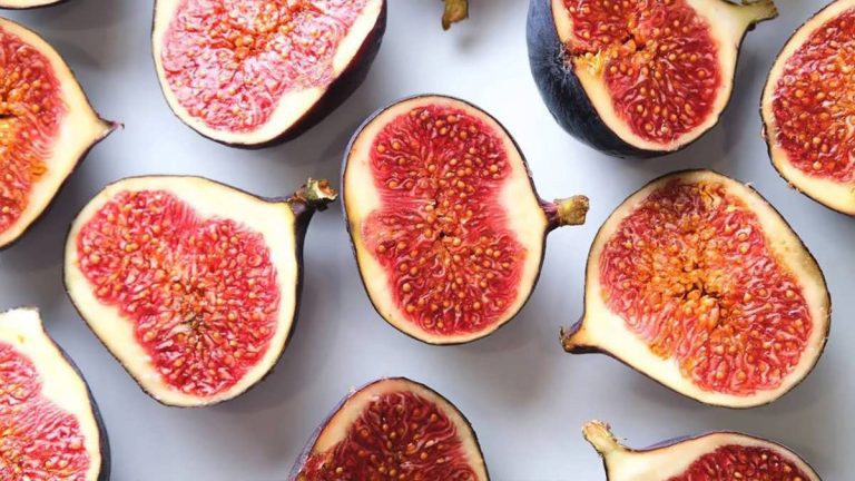 چیدمان انجیر تازه